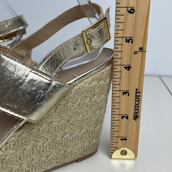Montego Bay club metallic gold wedgies size 10. - Picture 8 of 15